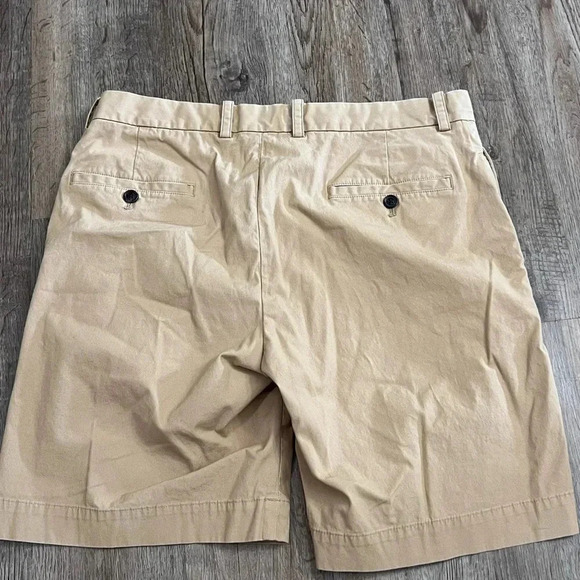 Brooks Brothers • Supima Cotton Flat Front Shorts - Picture 9 of 10